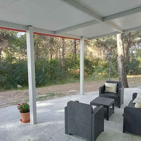 Feriehus La Casa Nel Bosco Maruggio